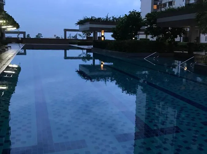 Value Q Radiance29s Near Airport, Casinos, Star City, Moa, Picc, Harbour Square, Dolomite